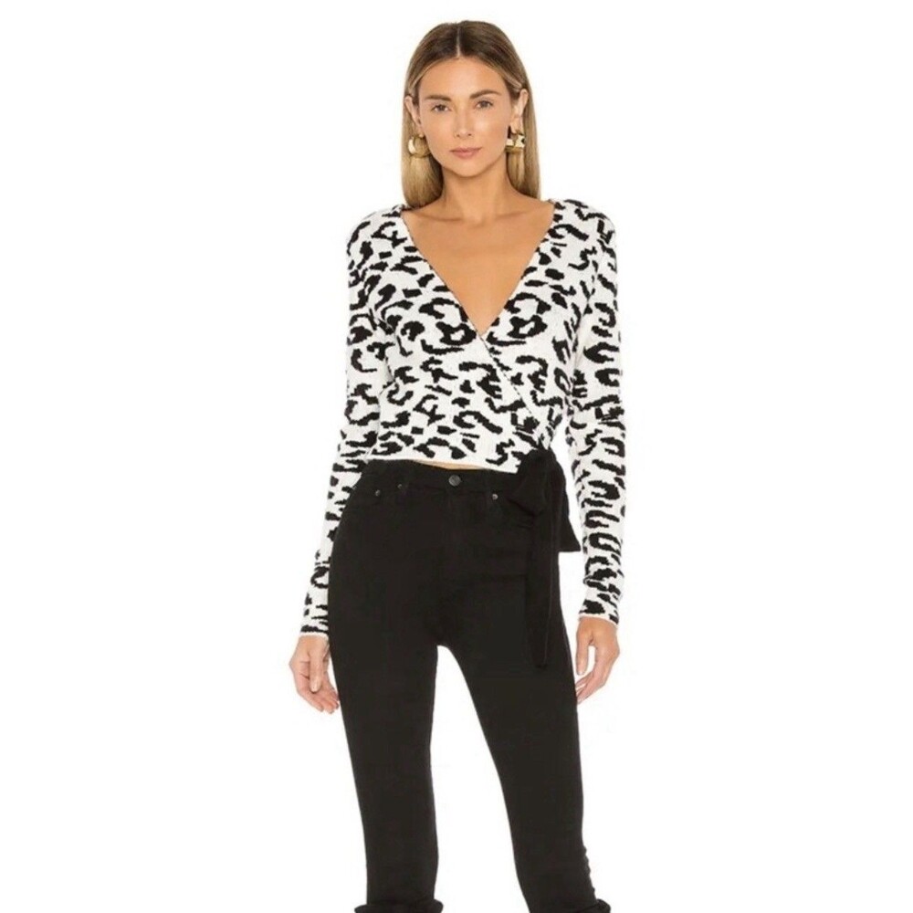 Lovers + FRIENDS Womens Wrap Leopard Cardigan Sweater Knit Top SMALL Black White